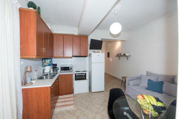 A Beautifull 2Nd Floor Apartment Close To The Port Kalamáta Eksteriør bilde